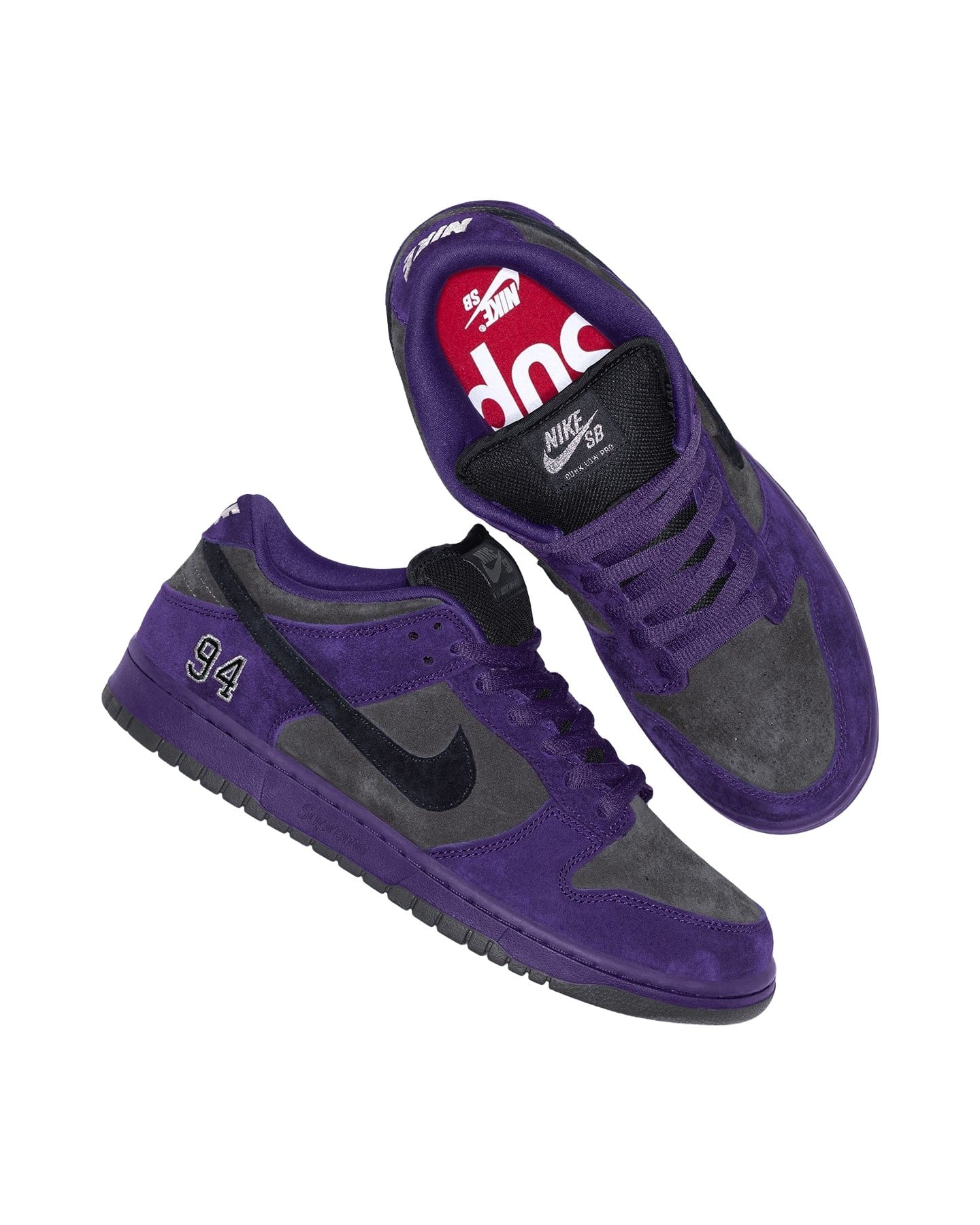 Supreme®/Nike SB Dunk Low Ink view 3
